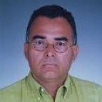 El presidente Funes avanza y la derecha sigue paralizada