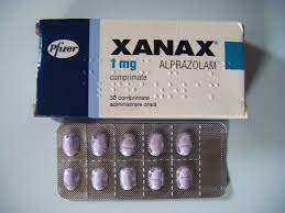 Alibi Mengapa Banyak Orang Yang Memakai Obat-Obat Psikotropika Padahal Mereka Tidak Sakit